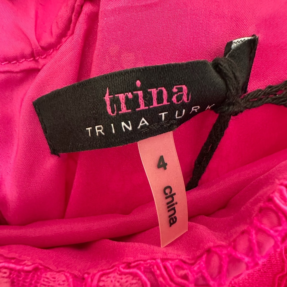 Trina Turk Akamai Lanai  pink lace overlay off shoulder dress size 4 NWT - Picture 4 of 13